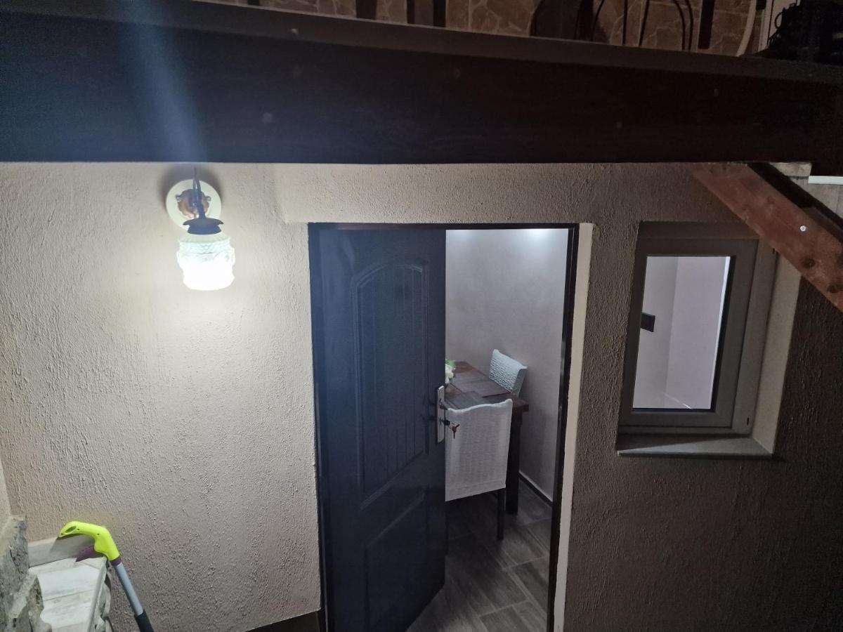 Къща За Гости Теяна Triavna Exterior foto
